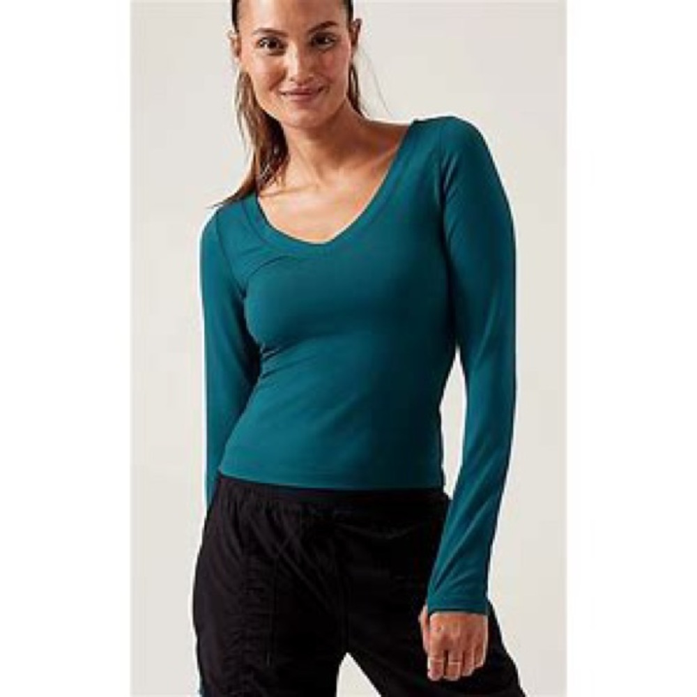 Shanti Crop Top Dark Sardina Blue Size Medium (Very Good Condition)